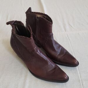 Gianni Bini Western Ankle Boots Womens 6.5 Stitched Leather Cowboy Festival